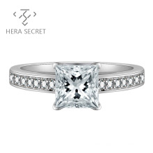 High Quality Princess Cut Flower Diamond Ring Engagement Ring Diamond